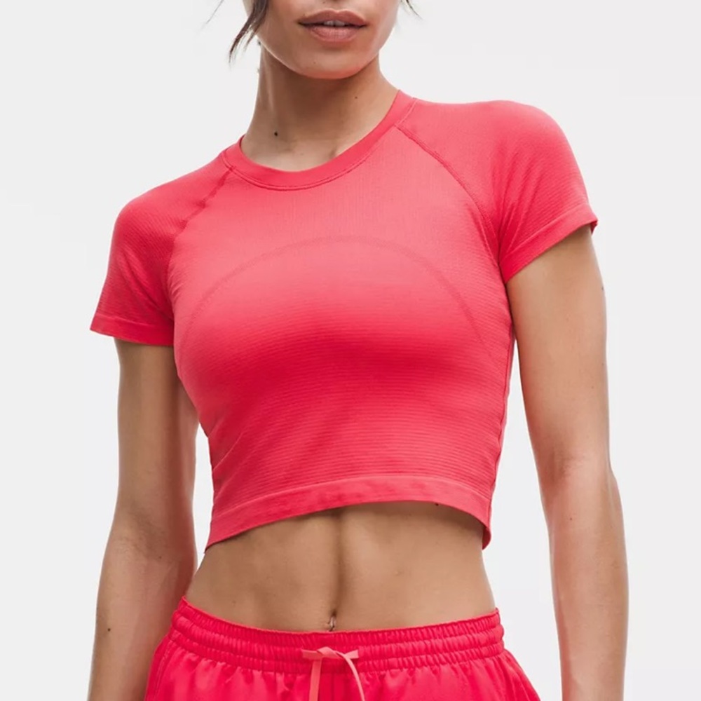 Lululemon swiftly tech 2.0 cropped short sleeve in red glow NWT